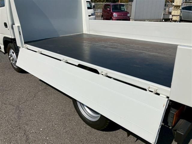 ISUZU  2016 Image 31