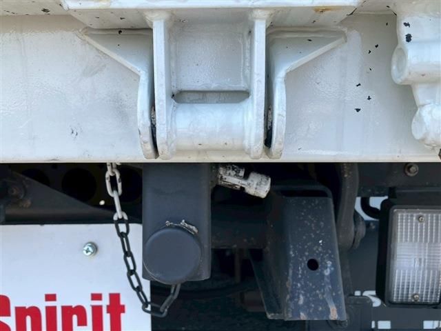 ISUZU  2016 Image 31