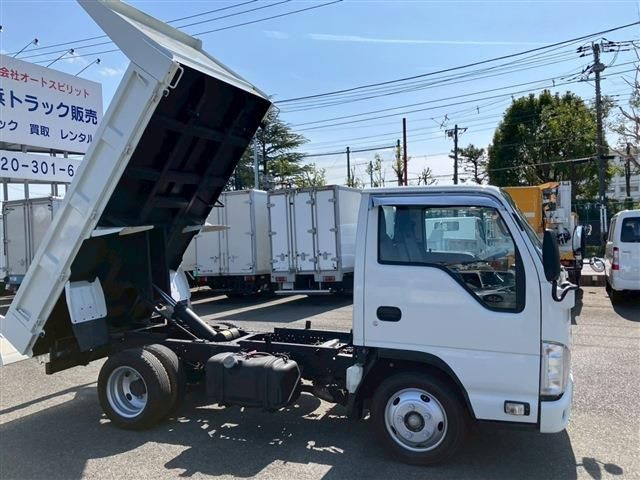 ISUZU  2016 Image 31