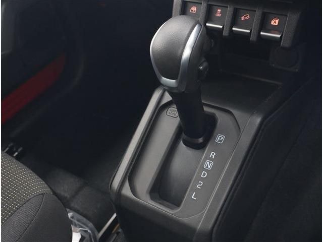 SUZUKI JIMNY NOMADE 2025 Image 31