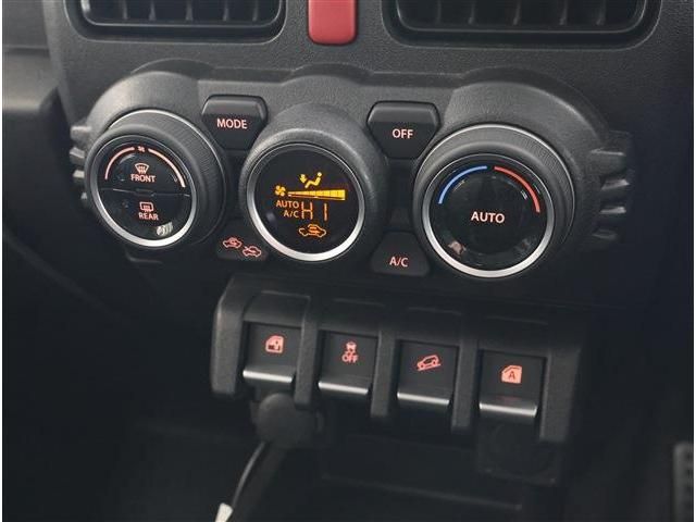 SUZUKI JIMNY NOMADE 2025 Image 31