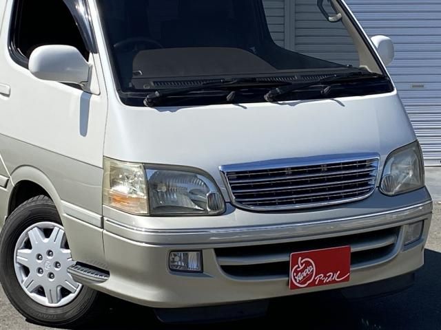 TOYOTA HIACE WAGON 2001 Image 31