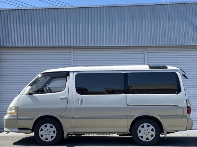TOYOTA HIACE WAGON 2001 Image 31
