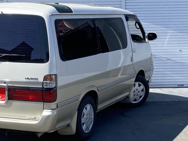 TOYOTA HIACE WAGON 2001 Image 31