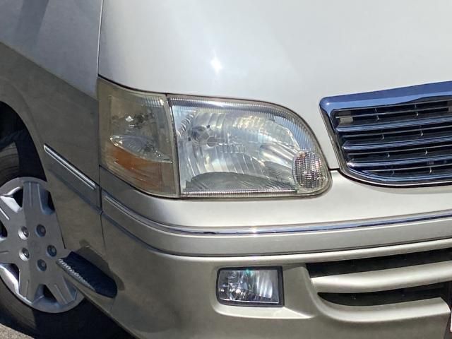 TOYOTA HIACE WAGON 2001 Image 31