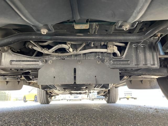 TOYOTA HIACE WAGON 2001 Image 31