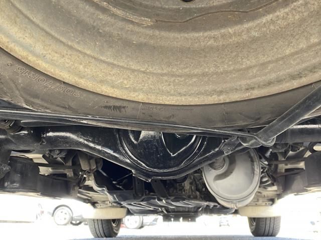 TOYOTA HIACE WAGON 2001 Image 31