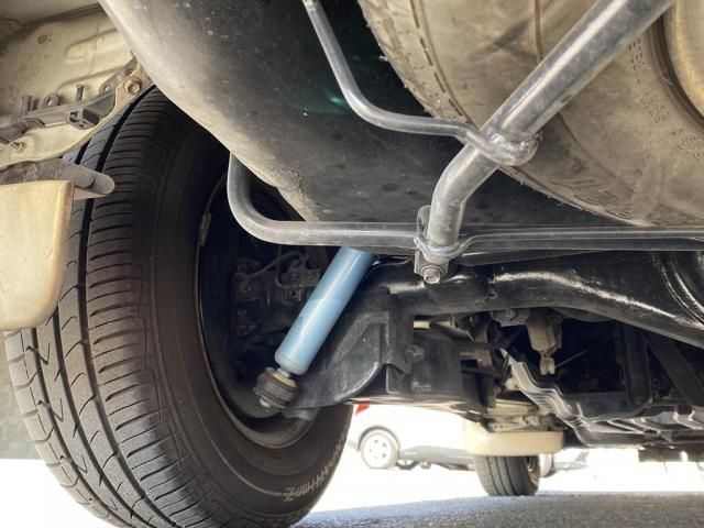 TOYOTA HIACE WAGON 2001 Image 31