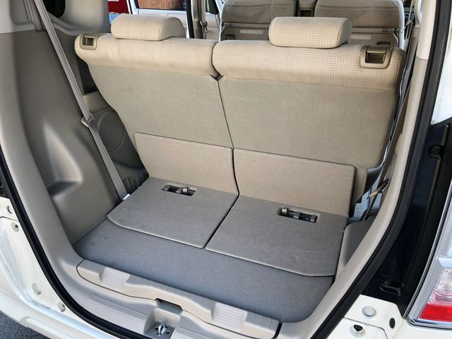 HONDA N BOX 2017 Image 31