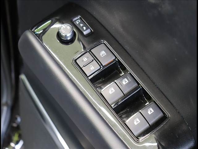 TOYOTA VELLFIRE 2019 Image 31