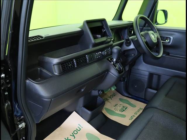 HONDA N BOX CUSTOM 2026 Image 31