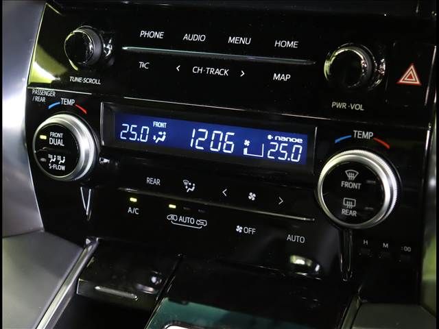 TOYOTA ALPHARD HYBRID 4WD 2020 Image 31