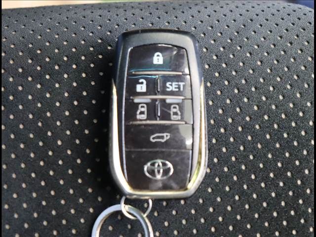 TOYOTA ALPHARD HYBRID 4WD 2020 Image 31