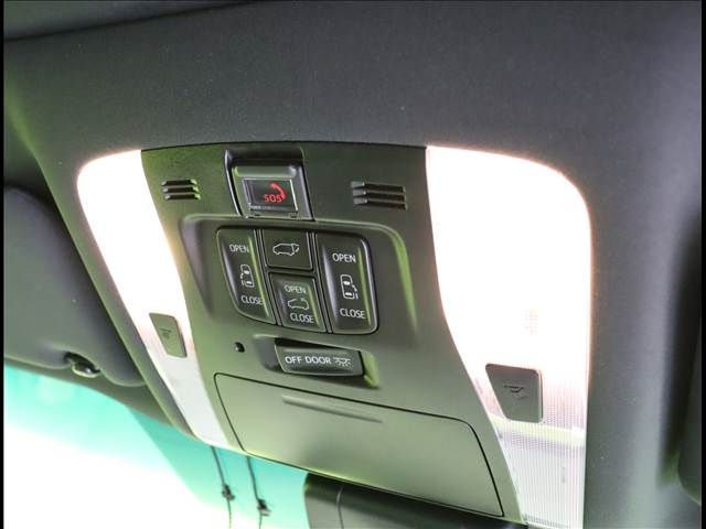 TOYOTA ALPHARD HYBRID 4WD 2020 Image 31