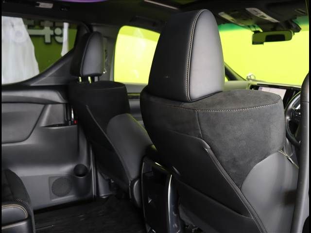 TOYOTA ALPHARD HYBRID 4WD 2020 Image 31