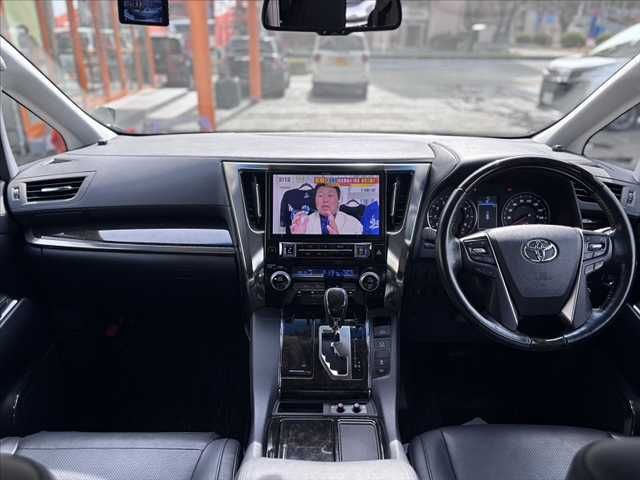 TOYOTA VELLFIRE 2016 Image 31