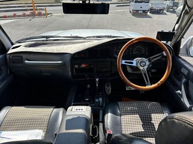 TOYOTA LANDCRUISER VAN 1992 Image 31