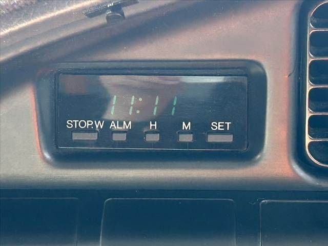 TOYOTA LANDCRUISER VAN 1992 Image 31