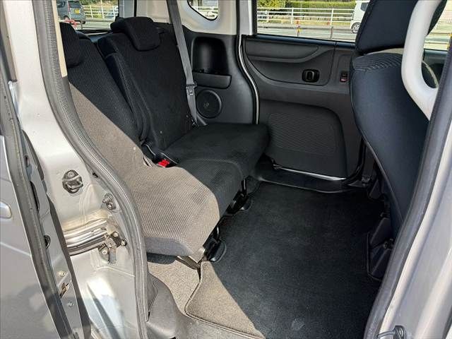 HONDA N BOX 2015 Image 31