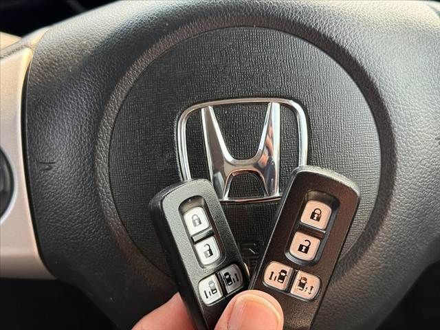 HONDA N BOX 2015 Image 31