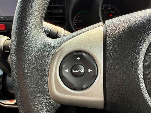 HONDA N BOX 2015 Image 31