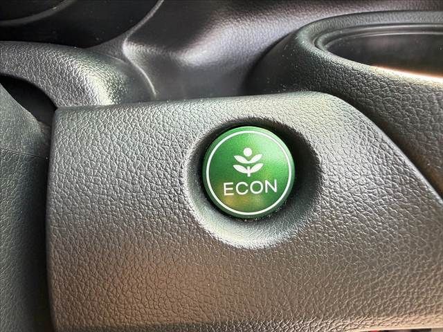 HONDA N BOX 2015 Image 31