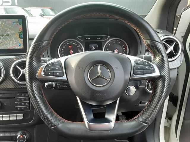 MERCEDES BENZ B CLAS 2015 Image 31