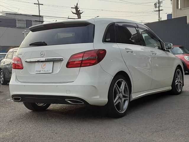MERCEDES BENZ B CLAS 2015 Image 31