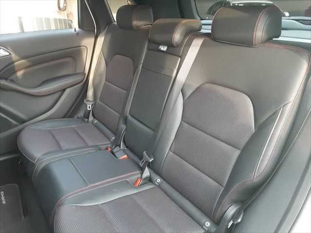 MERCEDES BENZ B CLAS 2015 Image 31