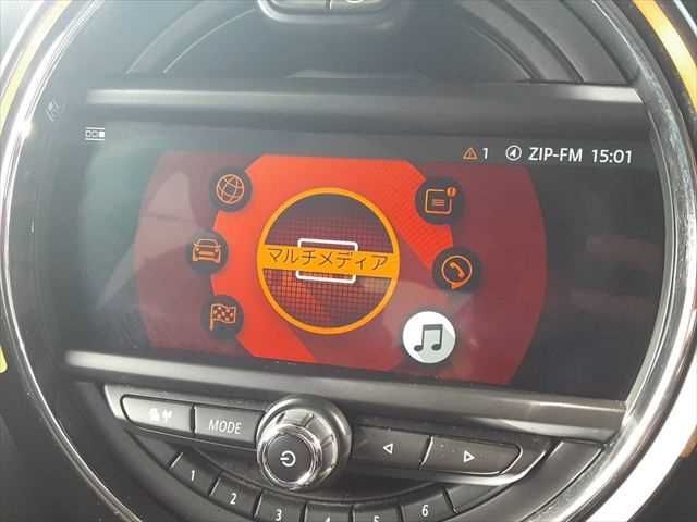 BMW MINI COOPER D 5DOOR 2019 Image 31