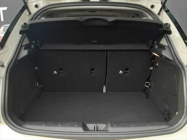 BMW MINI COOPER D 5DOOR 2019 Image 31