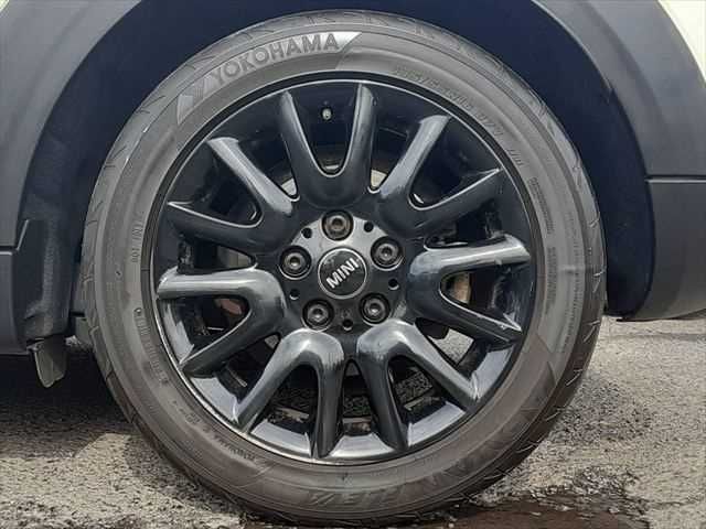 BMW MINI COOPER D 5DOOR 2019 Image 31