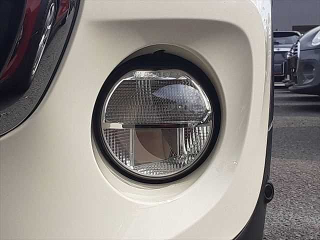 BMW MINI COOPER D 5DOOR 2019 Image 31
