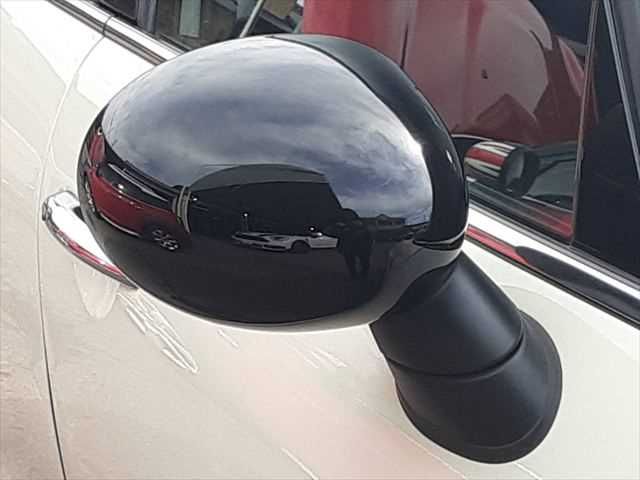 BMW MINI COOPER D 5DOOR 2019 Image 31