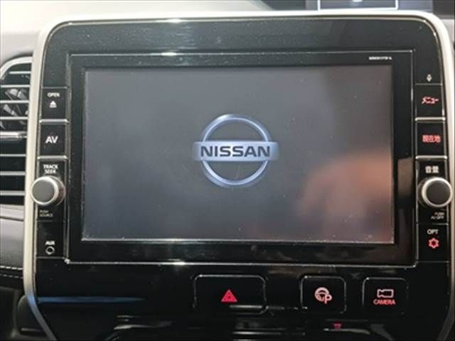 NISSAN SERENA  S-HYBRID 2017 Image 31
