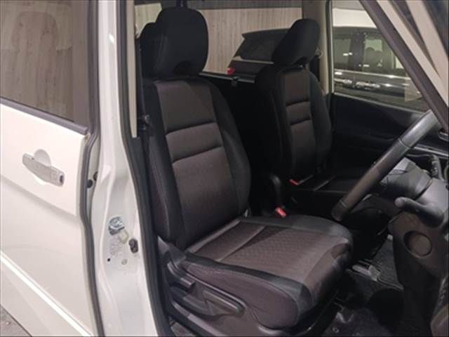 NISSAN SERENA  S-HYBRID 2017 Image 31