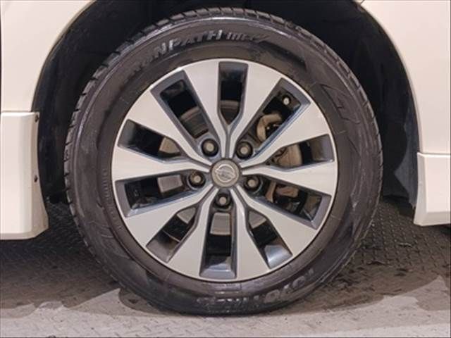 NISSAN SERENA  S-HYBRID 2017 Image 31