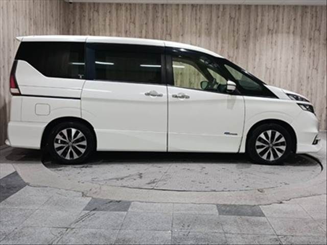 NISSAN SERENA  S-HYBRID 2017 Image 31