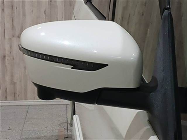 NISSAN SERENA  S-HYBRID 2017 Image 31