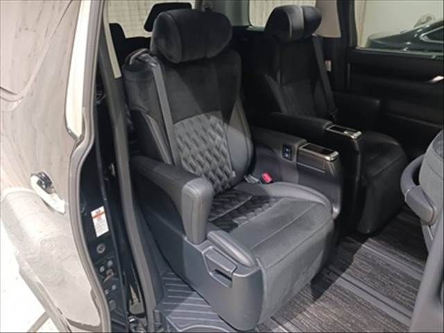 TOYOTA VELLFIRE 2015 Image 31