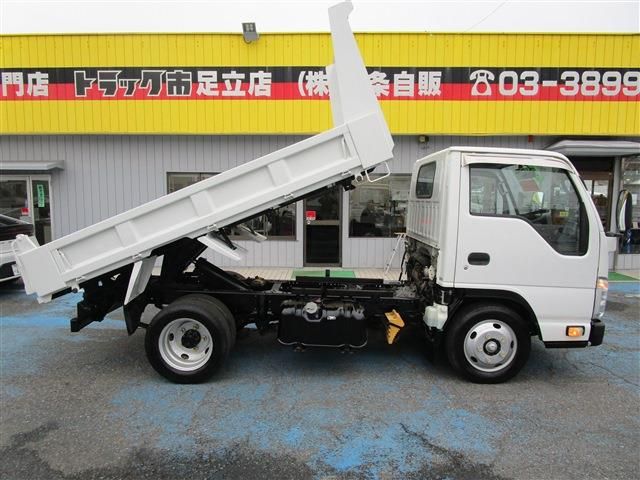 ISUZU  2016 Image 31