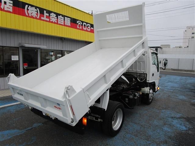 ISUZU  2016 Image 31