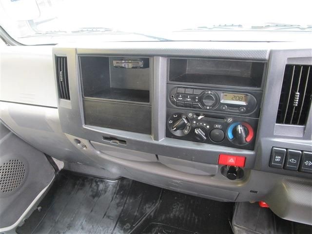 ISUZU  2016 Image 31