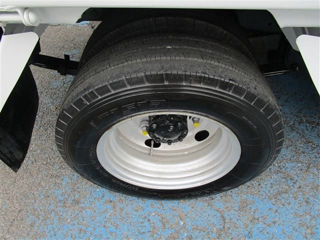 ISUZU  2016 Image 31