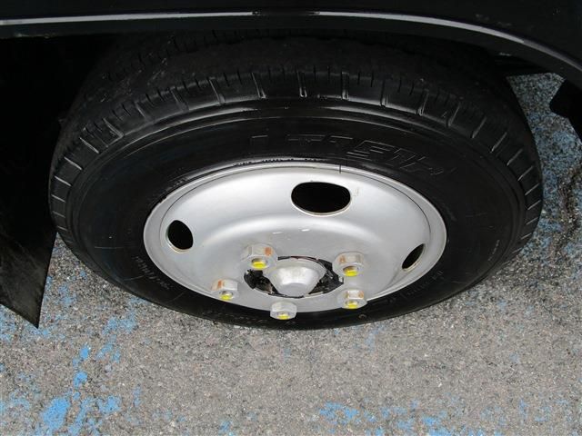 ISUZU  2016 Image 31