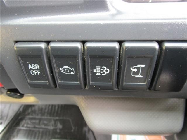 ISUZU  2016 Image 31