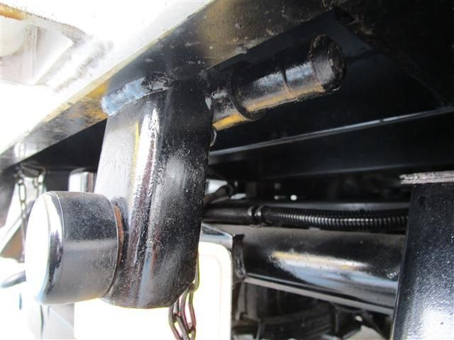 ISUZU  2016 Image 31