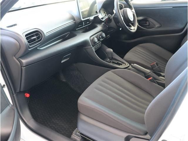 TOYOTA YARIS 2024 Image 31