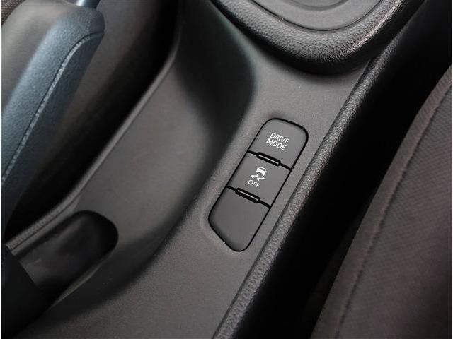 TOYOTA YARIS 2024 Image 31