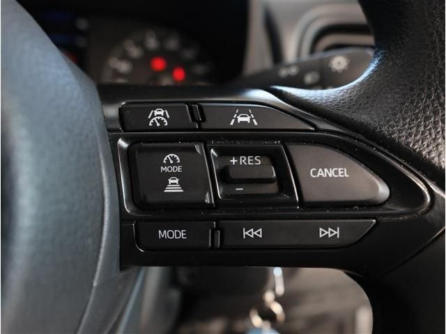 TOYOTA YARIS 2024 Image 31